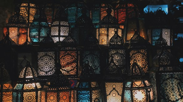 Ramadan Lanterns Unsplash (1)